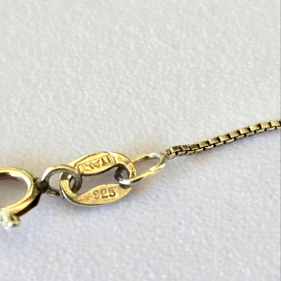 Turquoise Heart Pendant Necklace 925 Sterling Silver Setting & 19" Silver Chain - Picture 7 of 7